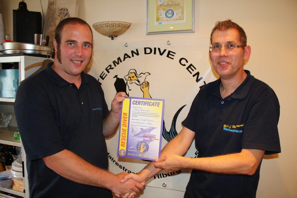 IDD Rescue Diver Waterman Dive Center Tilburg Duiken Loven Marius Vanderschoot duiken